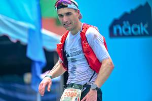 BIB: 5004
                            <button type="button" onclick="openModal(24882769)" class="btn btn-primary btn-sm float-right btn-popup" data-toggle="modal" data-target=".modal-high-quality">
                        <i class="fas fa-shopping-cart"></i> Add to Cart
                    </button>
                                            <button type="button" onclick="isThisMe(24882769, true)" class="btn btn-success btn-sm float-right btn-popup btn-isme hidden" data-toggle="tooltip" data-placement="bottom" title="นี่คือรูปของคุณใช่ไหม คลิกที่นี่เพื่อเอาเข้าอัลบั้ม">
                        <i class="fas fa-plus"></i> Add to album
                    </button>
                    <button type="button" onclick="isThisMe(24882769, false)" class="btn btn-warning btn-sm float-right btn-popup btn-isnotme hidden">
                        <i class="fas fa-ban"></i> Remove from album
                    </button>